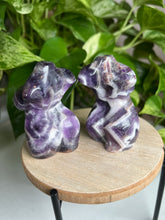 Load image into Gallery viewer, Chevron Amethyst Goddess Body
