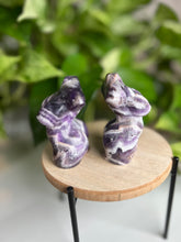 Load image into Gallery viewer, Chevron Amethyst Goddess Body
