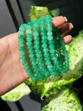 Load image into Gallery viewer, Faceted Rondelle Green Aventurine Bracelet
