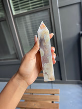 Load image into Gallery viewer, Black Flower Agate Tower
