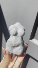 Load and play video in Gallery viewer, Labradorite Thick Goddess

